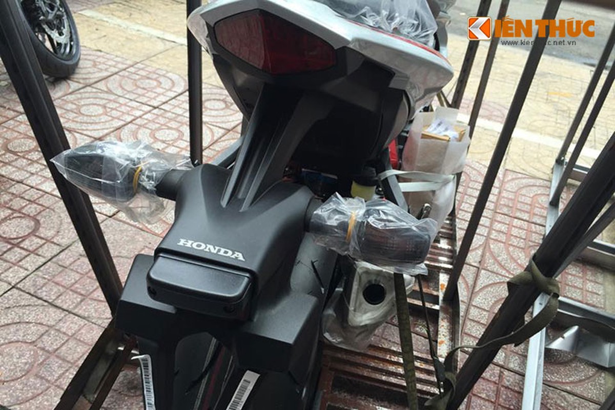 Chi tiet cap doi Honda CB1000R 2015 vua cap ben Sai Thanh-Hinh-6